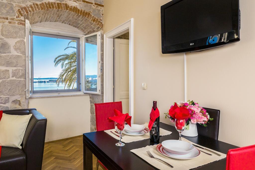 Luxury Apartment Riva With A Magnificient View Split Exterior foto